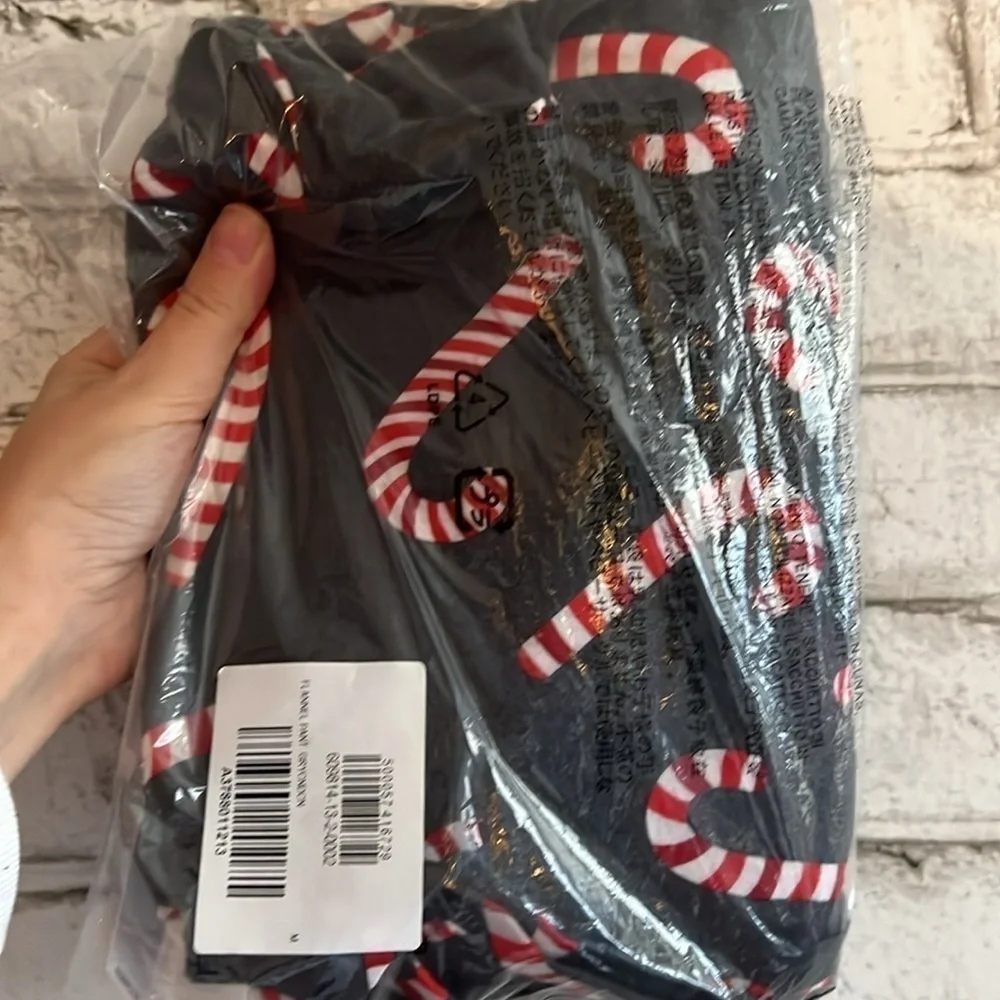 NEW!!! Cotton Flannel Candy Cane Pajama PJ Pants Size Medium Old Navy - Picture 9 of 9